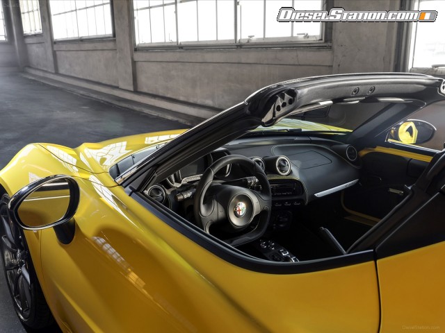 Alfa Romeo 4C Spider 2015 Picture #18 Alfa Romeo 4C Spider 2015 Picture #18